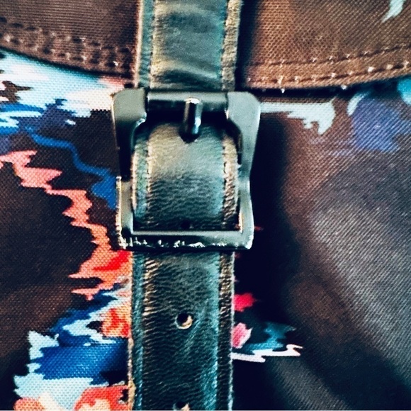 Herschel Kingsgate Crossbody Bag - Picture 12 of 12